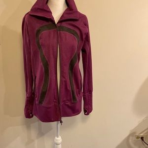 Lululemon jacket size 12